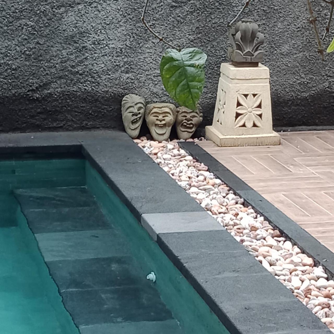 D'puja Home Stay&Spa Nusa Dua  Bagian luar foto