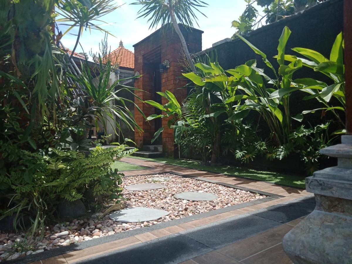 D'puja Home Stay&Spa Nusa Dua  Bagian luar foto
